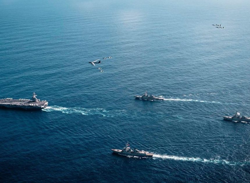 Trump avisa de que «el espacio aéreo de Venezuela está cerrado en su totalidad» en plena escalada militar