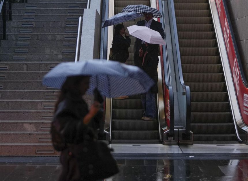 La semana arranca con cielos cubiertos y chubascos en la Comunidad de Madrid