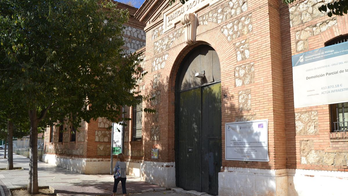 El Ayuntamiento de Málaga promueve un centro de enseñanza privada en la prisión símbolo de la represión franquista