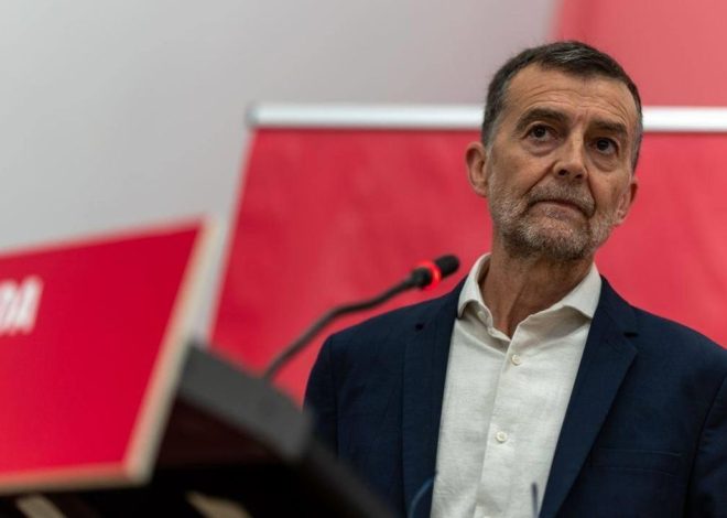 Antonio Maíllo será el candidato de las izquierdas andaluzas para las autonómicas