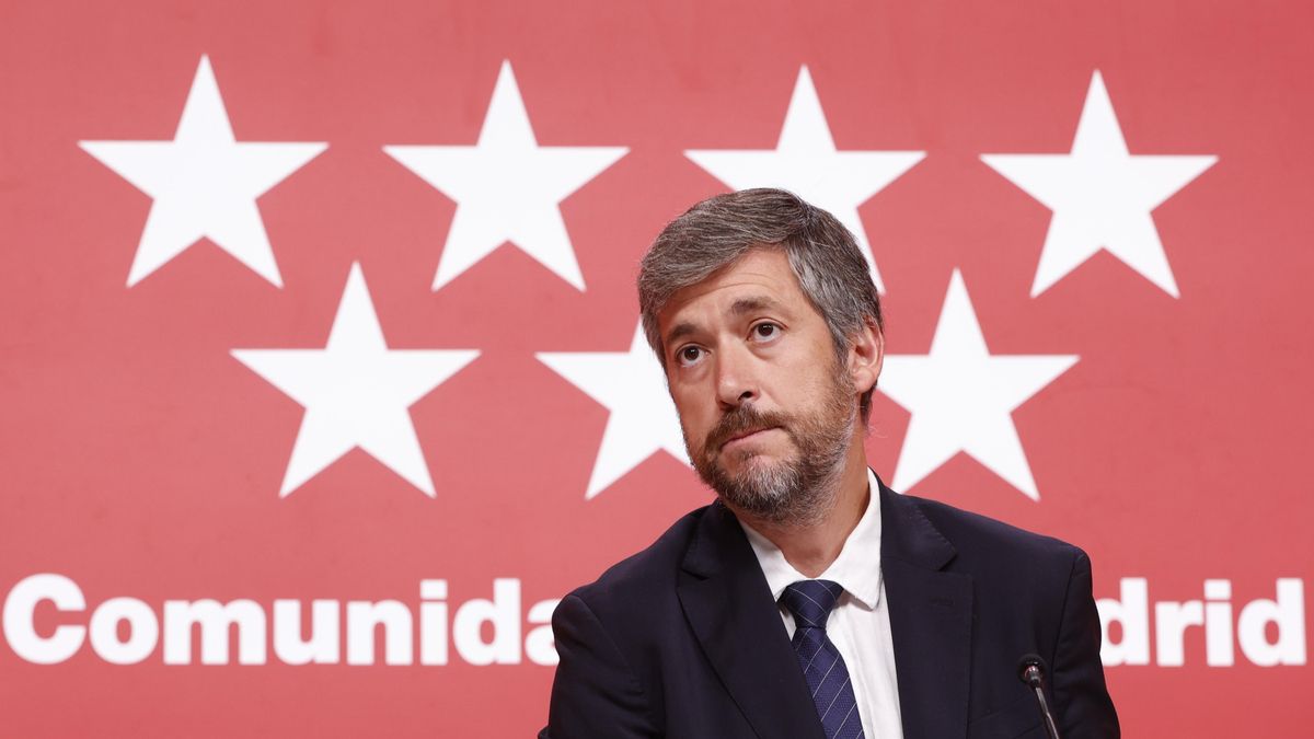 El Gobierno de Ayuso redobla sus ataques contra Óscar Puente: le llama «moroso» y «ministro con alma de influencer»