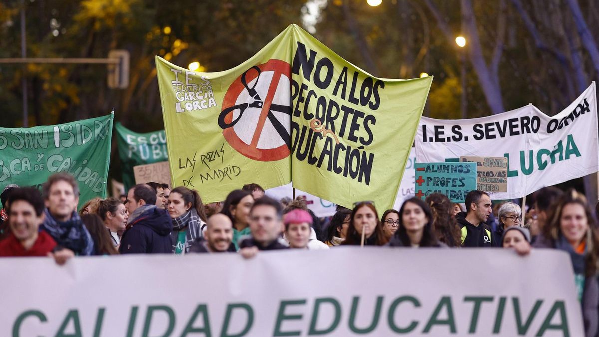 Así será la huelga en la educación pública de Madrid: dos días de paros y profesores dando clases en la calle