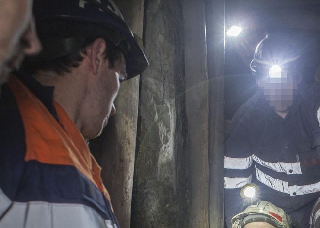 Al menos dos mineros atrapados por un derrumbe en un pozo de Cangas del Narcea
