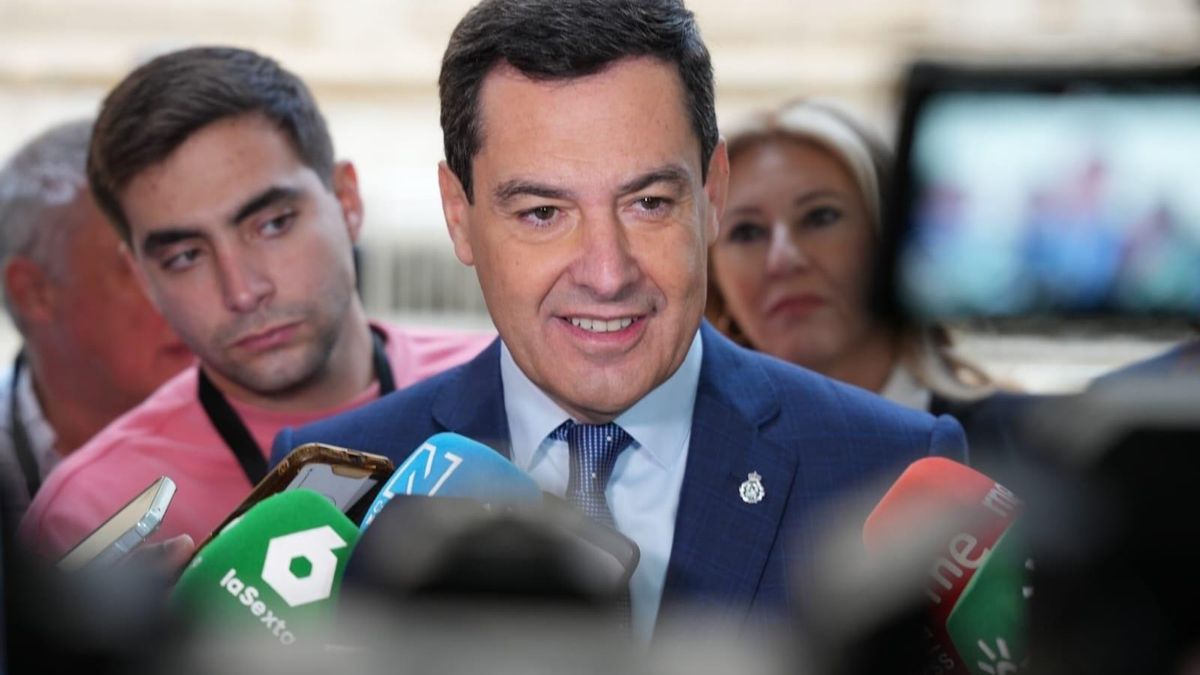 Moreno reta a Pedro Sánchez a acudir al Parlamento andaluz a enfrentarse a él en el debate del estado de la comunidad