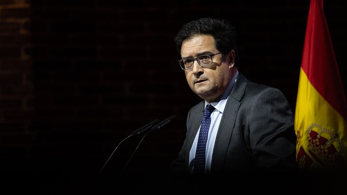 Función Pública plantea agilizar las oposiciones e impulsar la promoción interna de los funcionarios