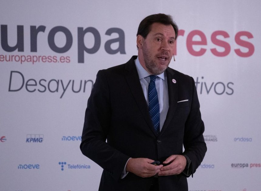 Óscar Puente anuncia la conexión de Madrid y Barcelona «en menos de dos horas» con trenes a 350 kilómetros por hora
