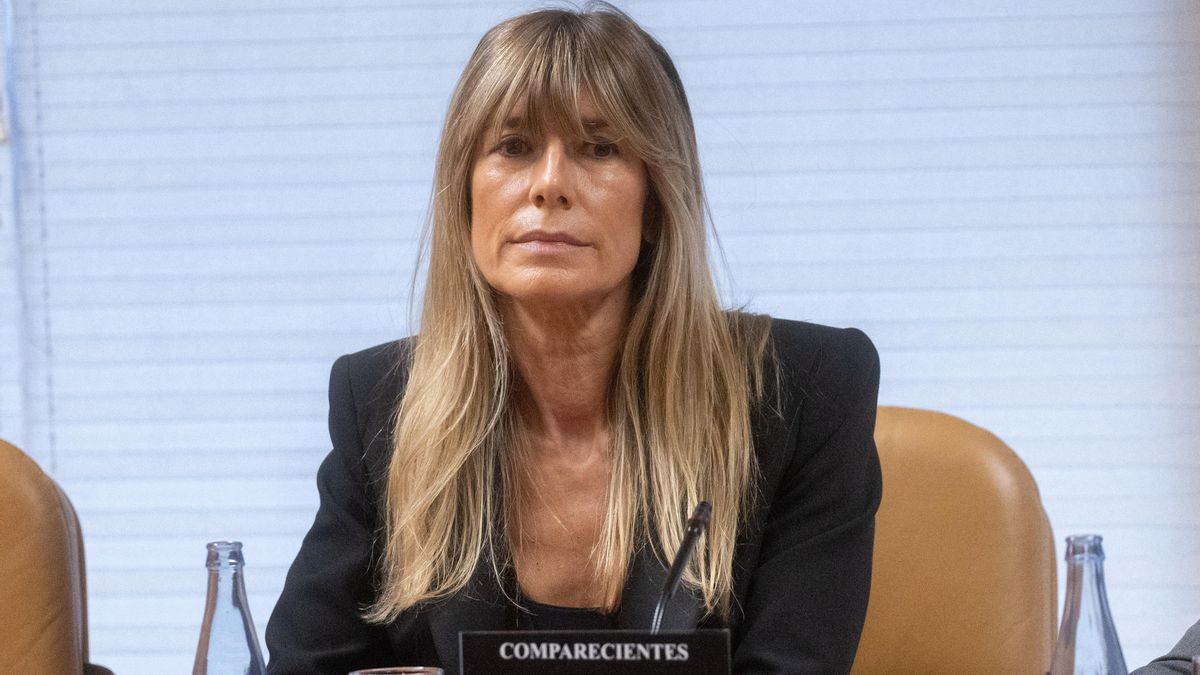 El juez Peinado cita a declarar el próximo domingo a la alto cargo de Moncloa imputada en el caso contra Begoña Gómez