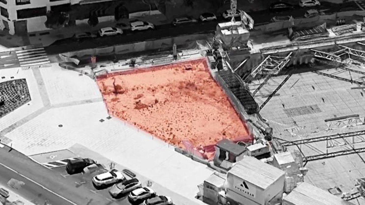 El Gobierno de Almeida rebaja 15 parcelas para privatizarlas como vivienda libre: «Hará un Black Friday en suelo público»