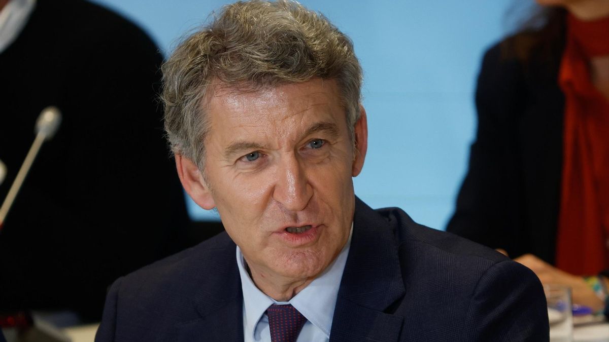 Feijóo dice que Mazón ha tomado la «decisión correcta» y pide a Vox que facilite la elección de un nuevo president