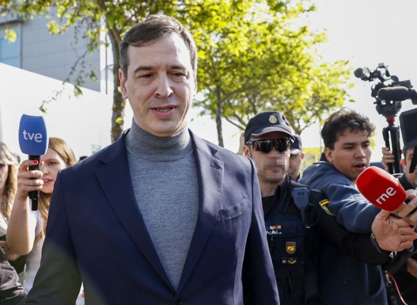 El hermano de Pedro Sánchez recusa a las magistrados de la Audiencia de Badajoz