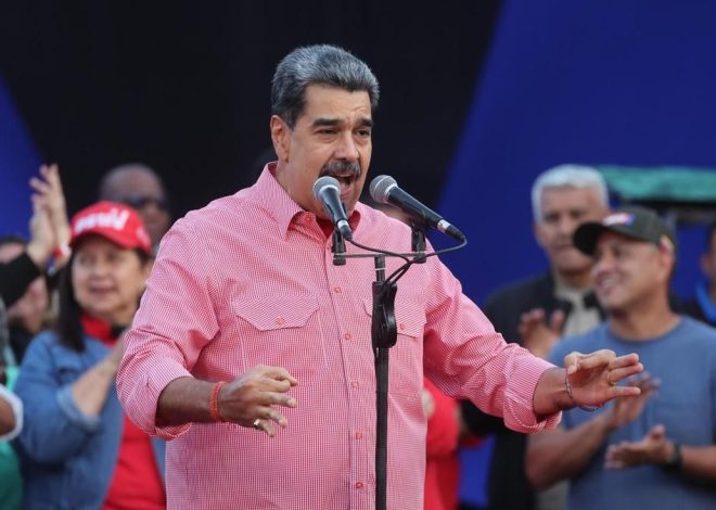 Maduro canta ‘Imagine’ de John Lennon para pedir paz en medio de las tensiones con la Administración Trump