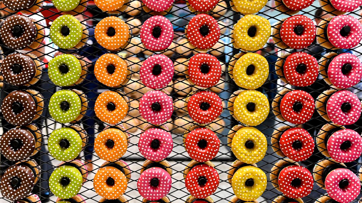 El consumo de alimentos ultraprocesados se triplicó en España en tres décadas: «Deben etiquetarse como el tabaco»