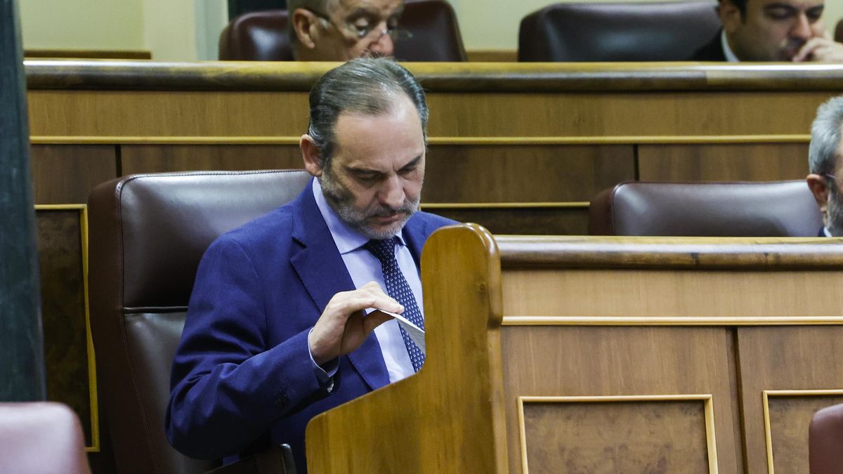 Anticorrupción pide 24 años de cárcel para Ábalos por el caso de las mascarillas