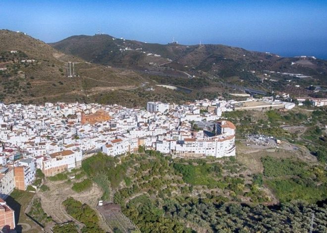 Cuatro muertos por inhalación de gas en una vivienda en Torrox, Málaga