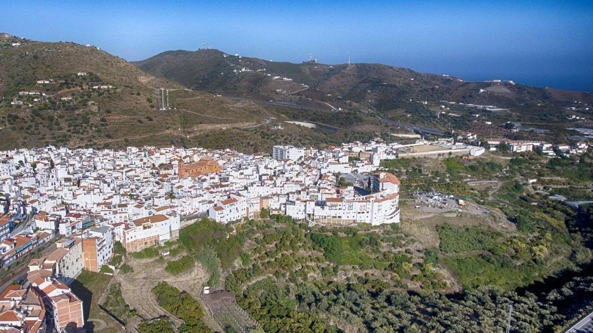 Cuatro muertos por inhalación de gas en una vivienda en Torrox, Málaga
