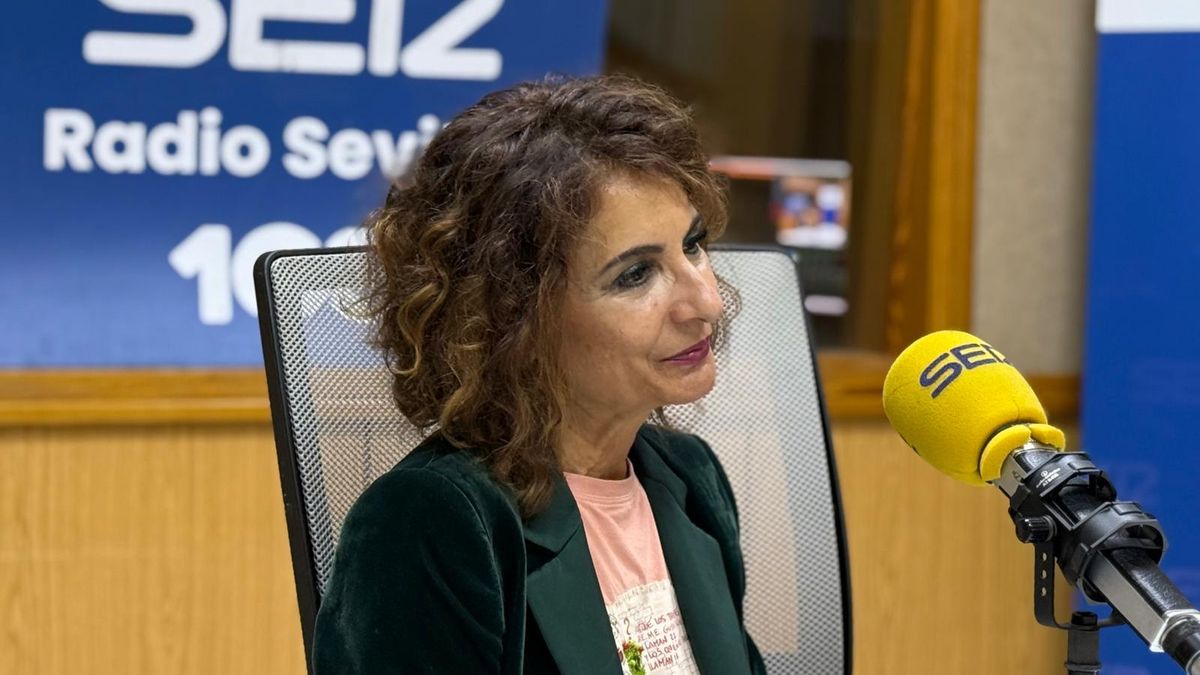 Montero: «No es importante si estoy aquí o en otro sitio. Mi trabajo en el Gobierno beneficia sobre todo a Andalucía»