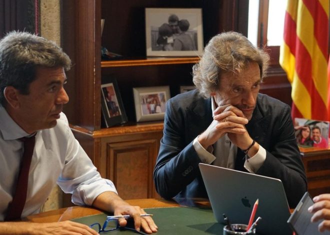 Una acusación pide a la jueza de la dana que recupere los whatsapps con Mazón borrados del móvil de su jefe de gabinete