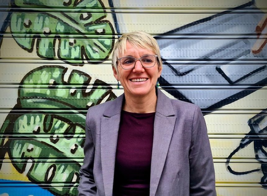 Papi Robles, líder de Compromís en València: «Tenemos una ciudad en la que cada vez se vive peor y la alcaldesa solo se pasea»