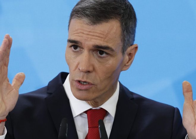 Sánchez reconoce que el PSOE no es “infalible” ante el acoso y se reafirma en agotar el mandato