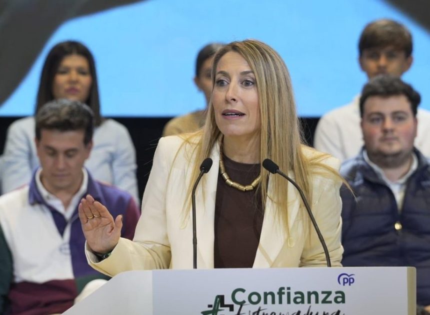 El primo y chófer de Guardiola fue condenado por coacciones a su expareja y la Junta lo cesa tras publicarse que está en Viogén