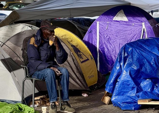 Albiol se enzarza con la portavoz del Gobierno por el desalojo de migrantes de Badalona