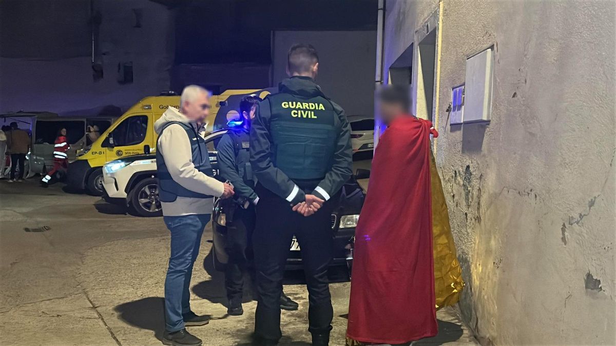 Detenido un joven de 19 años por la muerte violenta de su padre en un caso relacionado con violencia de género