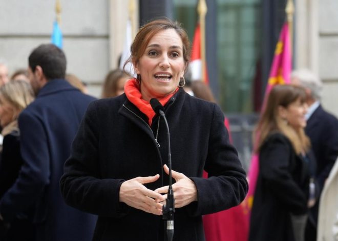 Sanidad ultima una ley que limitará la gestión privada en los hospitales públicos