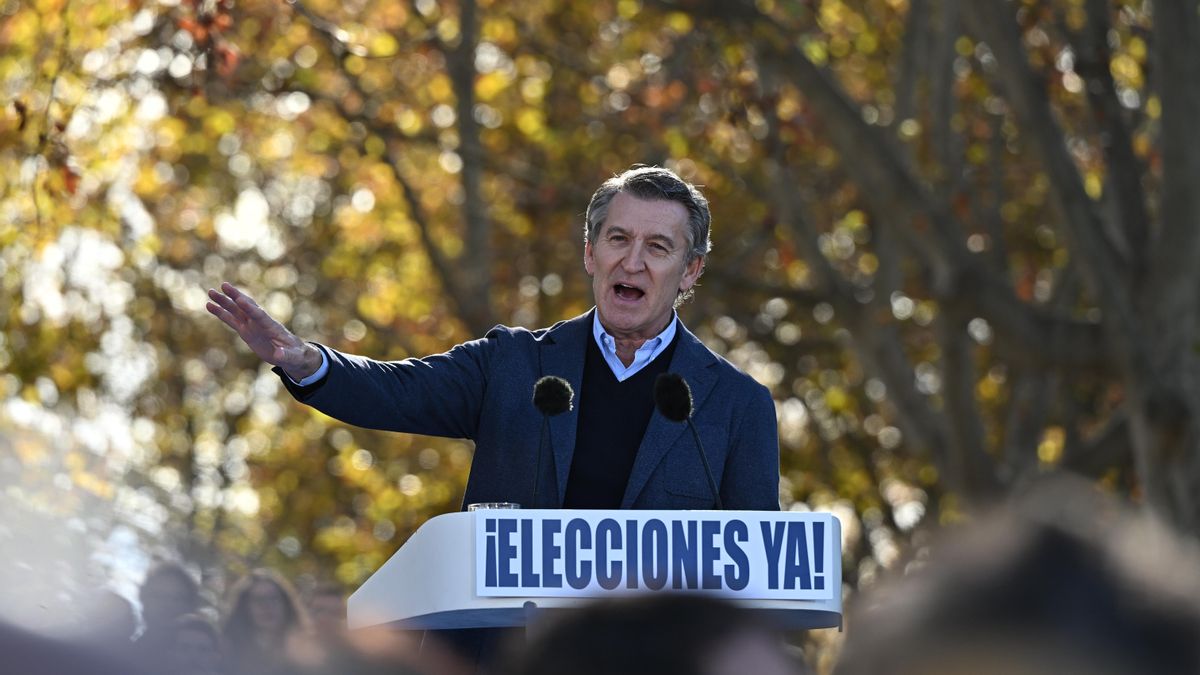 “Sánchez a prisión”: la polarización revienta el espíritu de la Constitución en su 47º aniversario