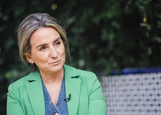 Saldar “una deuda de 30 años” y regular la profesión docente: el principal reto para Milagros Tolón al frente de Educación