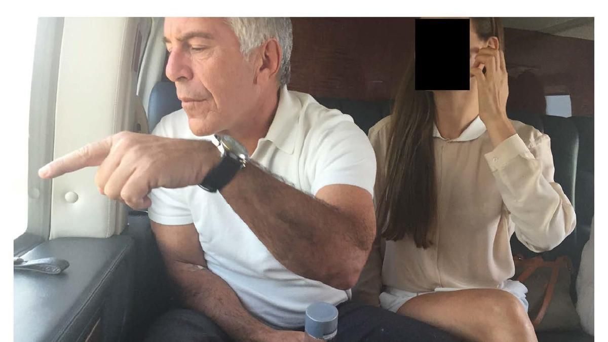 Trump voló al menos ocho veces en el avión privado de Epstein, según nuevos archivos del caso