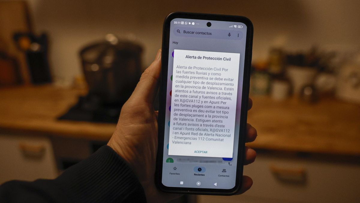 Protección Civil envía una alerta por lluvias a los móviles de Badalona, el Vallès Oriental y el Maresme