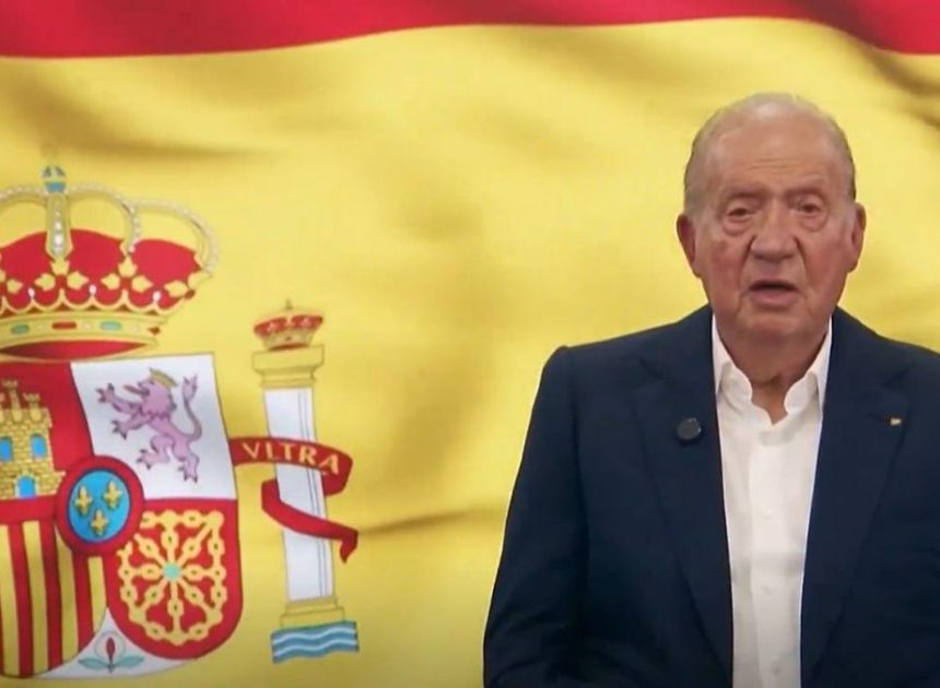 Juan Carlos I lanza su mensaje de Navidad: se defiende y pide apoyo de los «jóvenes» a su hijo Felipe VI en su «duro trabajo»
