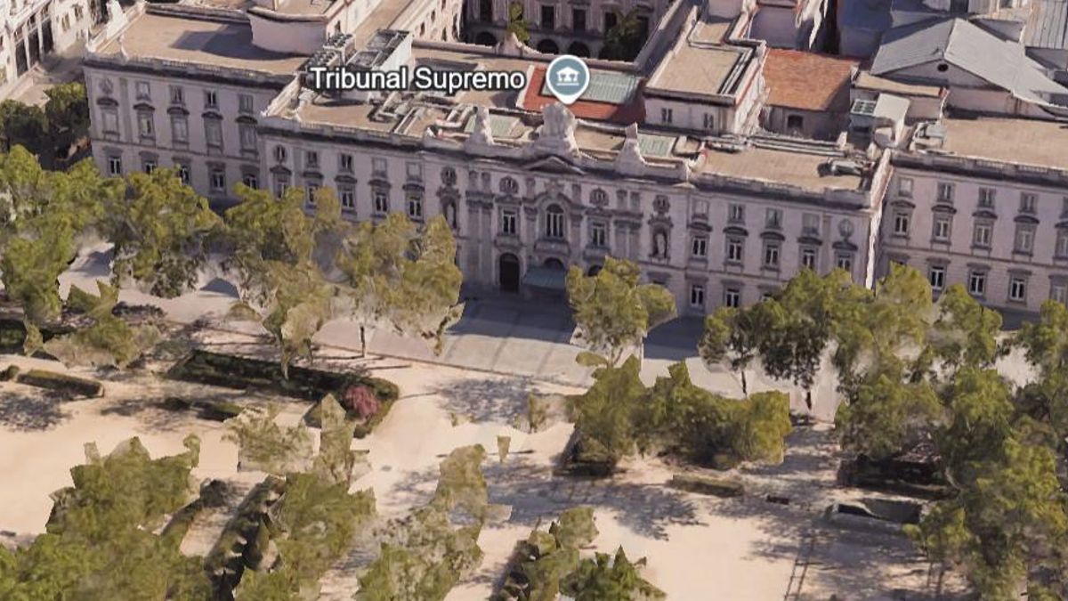 Almeida convoca su acto institucional por la Constitución frente a un Tribunal Supremo envuelto en polémicas