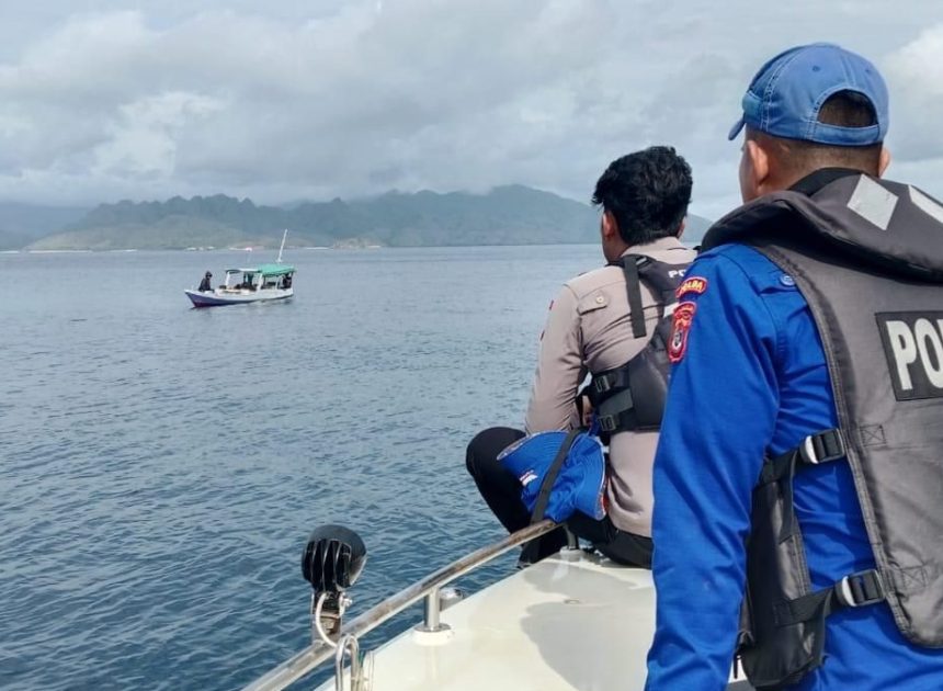 Indonesia reanuda la búsqueda de un español y tres menores tras un naufragio