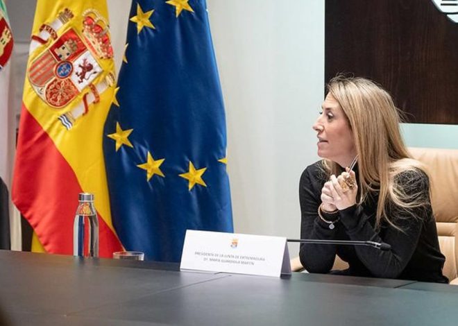 Guardiola no descarta un Gobierno con Vox en Extremadura, pero avisa: «Ya estuvieron y no aguantaron ni un año»