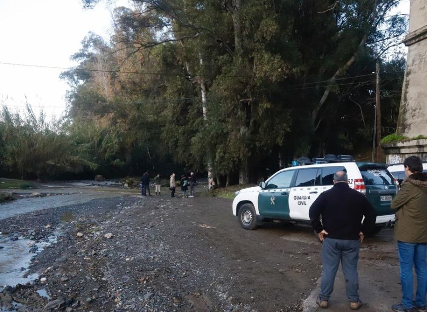 El hallazgo del cadáver del segundo desaparecido en Málaga eleva a tres el número de muertos por el temporal en Andalucía