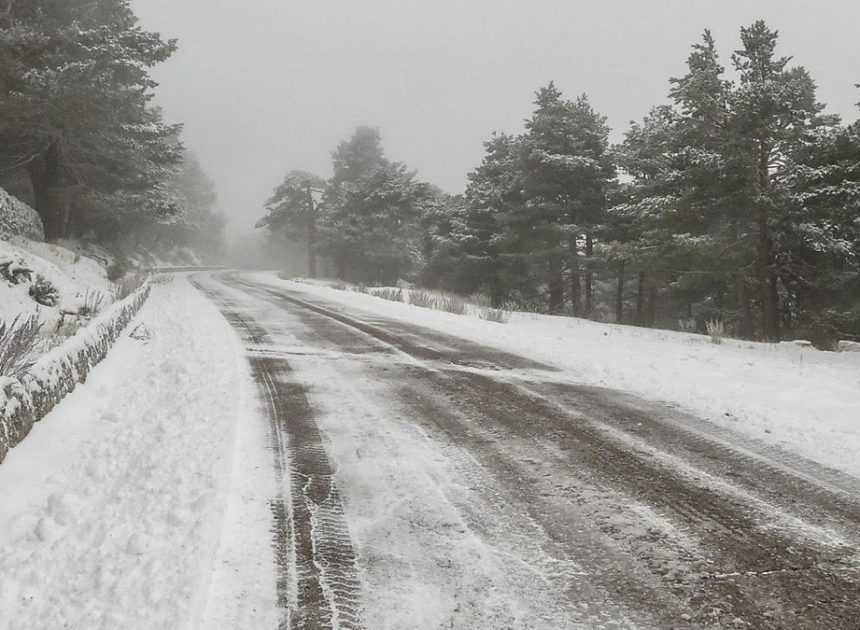 La lluvia remite en Madrid, pero la nieve sigue presente en la Sierra este miércoles