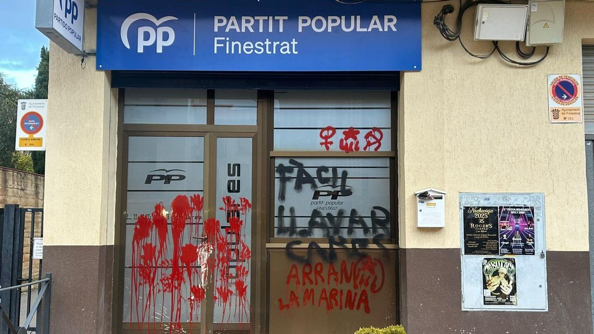 El PP denuncia el ataque sufrido en su sede de Finestrat del «odio del independentismo»