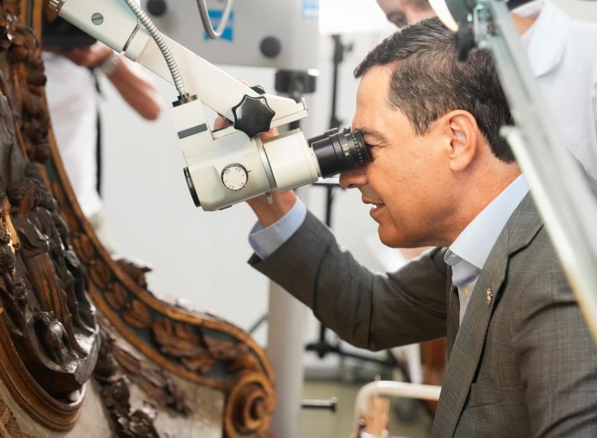 El CIS andaluz aleja más a Moreno de la mayoría absoluta y catapulta a Vox tras la crisis de los cribados de cáncer