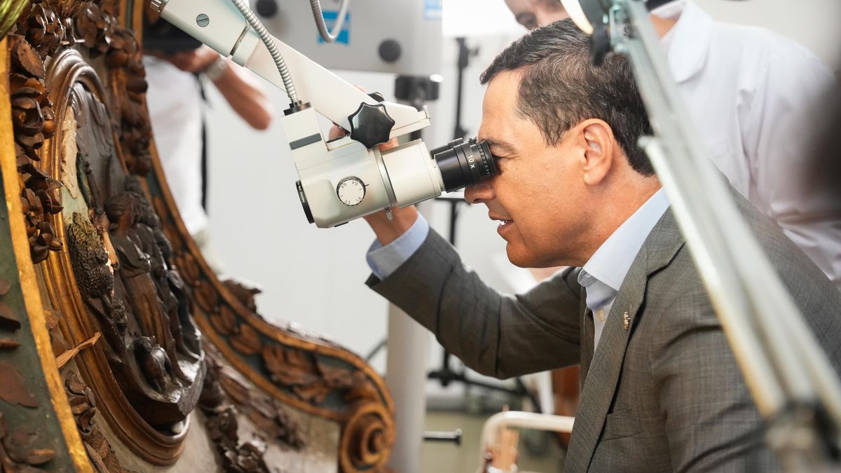 El CIS andaluz aleja más a Moreno de la mayoría absoluta y catapulta a Vox tras la crisis de los cribados de cáncer