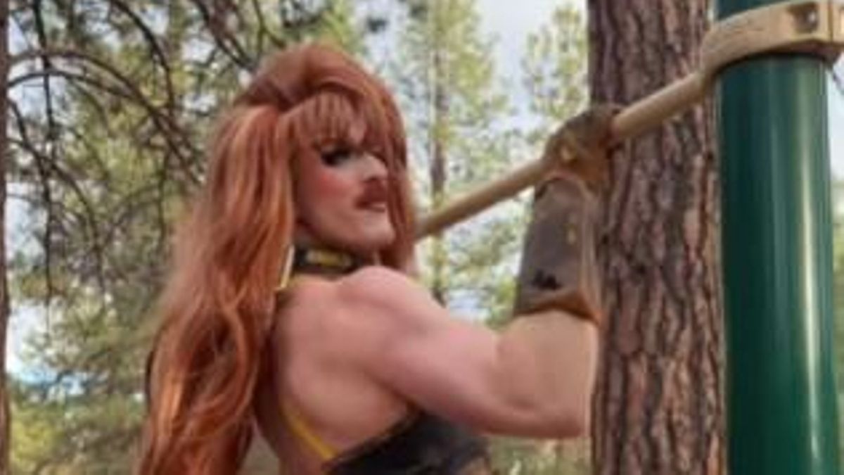 Una drag humilla al secretario de defensa de EEUU, Pete Hegseth, que quiere masculinizar el Ejército