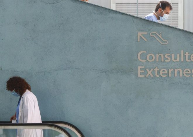 La confianza en el sistema sanitario cae cuatro puntos y crece la insatisfacción con la pública