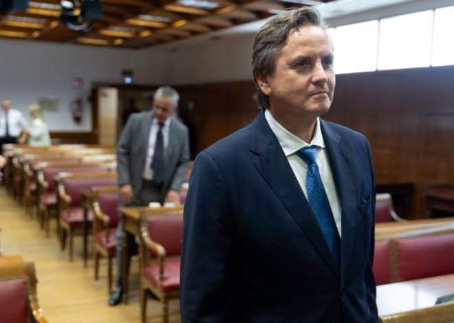 Chivite cede ante sus socios y fulmina al responsable de Obras Públicas en Navarra en plena crisis por el ‘caso Cerdán’