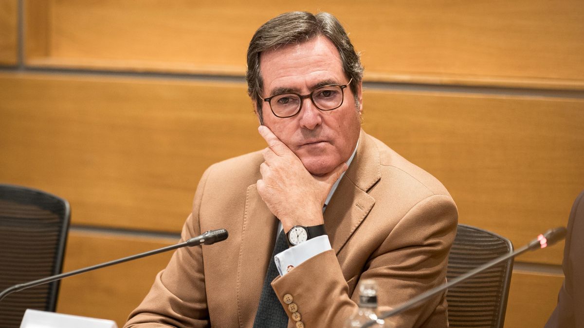 La patronal pone ahora en la diana los permisos para cuidar familiares y convivientes: «Se han ampliado mucho»