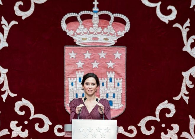 Ayuso alaba a los «grandes profesionales» del Hospital de Torrejón, pero promete que «cualquier mala práctica será erradicada con contundencia»