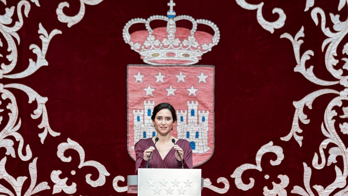 Ayuso alaba a los «grandes profesionales» del Hospital de Torrejón, pero promete que «cualquier mala práctica será erradicada con contundencia»