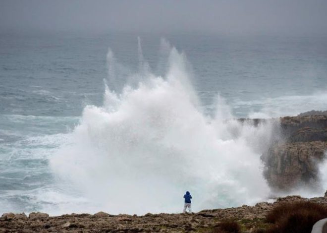 La borrasca Emilia deja un fin de semana con viento, oleaje y lluvia en islas Canarias, sur y este de la Península