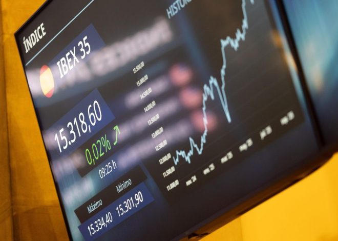 Los directivos de las grandes empresas cobran 111 veces más que el salario medio, según un informe de Oxfam Intermón