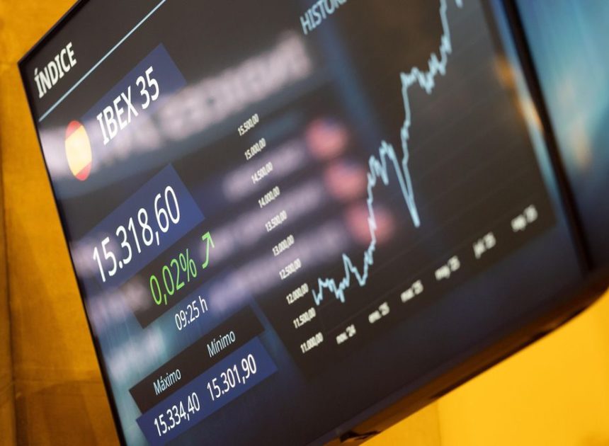 Los directivos de las grandes empresas cobran 111 veces más que el salario medio, según un informe de Oxfam Intermón