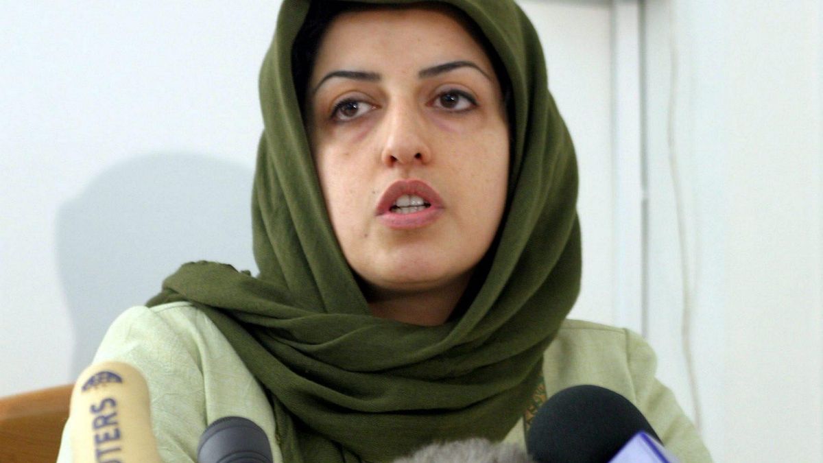 Denuncian la detención «violenta» en Irán de la premio Nobel de la Paz Narges Mohammadi
